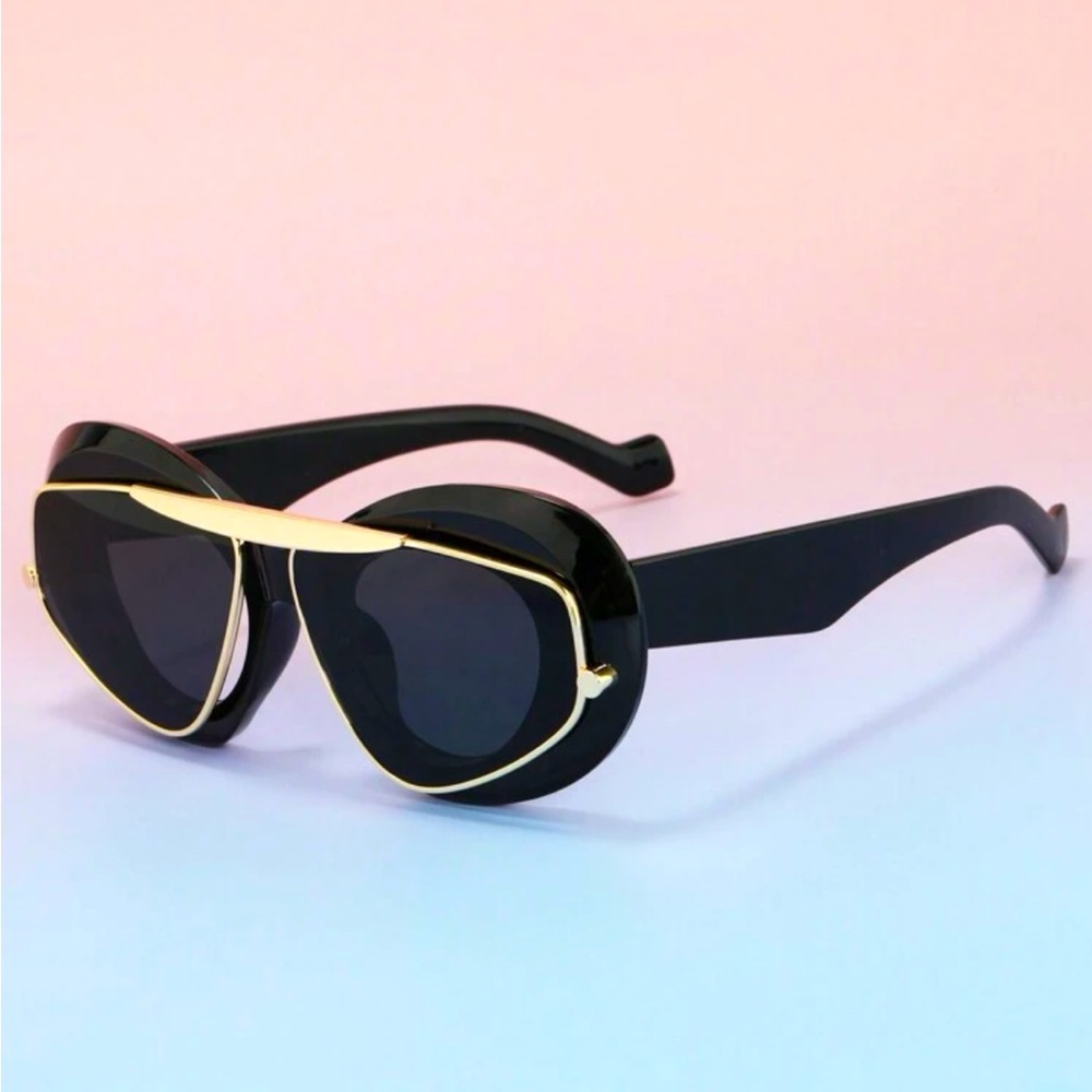 Mirrored Oversized Cat-eye Sunglasses